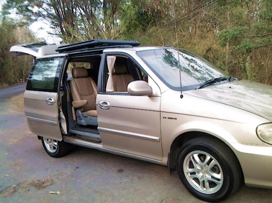 ขายรถหรูVip Kia Carnival 2.4 GSรุ่น2แท้ สีบรอนด์ทอง ปี2002 เกียร์ A/T ขายรถหรูVip Kia Carnival 2.4 GSรุ่น2แท้ สีบรอนด์ทอง ปี2002 เกียร์ A/T