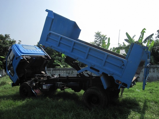 ขายดั๊ม 6 ล้อกลาง เครื่อง 4BD1 115 แรง เพาเวอร์