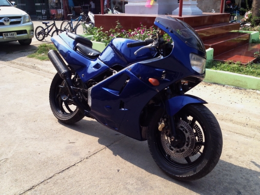 ขาย Vfr 400 nc24 เครื่องดีไม่มีปัญหา ทะเบียนแท้ เปลี่ยนถ่ายของเหลวแล้ว สภามเดิมๆ ยุค ผู้หญิงข้าใครหย่าแตะ 43000 ครับ 0811160919