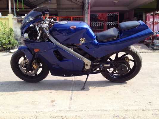 ขาย Vfr 400 nc24 เครื่องดีไม่มีปัญหา ทะเบียนแท้ เปลี่ยนถ่ายของเหลวแล้ว สภามเดิมๆ ยุค ผู้หญิงข้าใครหย่าแตะ 43000 ครับ 0811160919