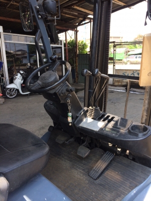 ขายฟอล์คลิฟท์ Toyota รุ่น 8 เบ็นซิน+แก๊ส สภาพดี ราคาถูกๆครับ ขายฟอล์คลิฟท์ Toyota รุ่น 8 เบ็นซิน+แก๊ส สภาพดี ราคาถูกๆครับ