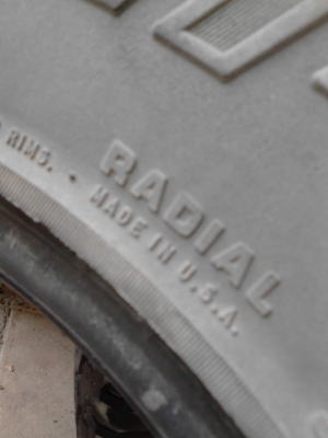 31X10.50R15 BF Goodrich AlLL Terrain T/A  MADE IN USA. มีชุด 4 เส้น ติดต่อ .TEL.081-427-3941