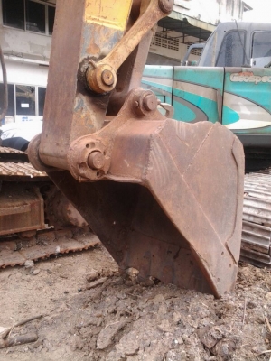 ขายรถตักดิน KOMATSU แน่นๆ ทั้งคัน พร้อมใช้งาน ขายรถตักดิน KOMATSU แน่นๆ ทั้งคัน พร้อมใช้งาน