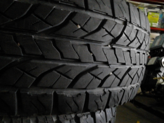 YOKOHAMA GEOLANDER A/T-S 265/70R16  มี 1 ชุด  4เ ส้น โทร.081-427-3941