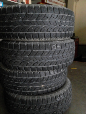 YOKOHAMA GEOLANDER A/T-S 265/70R16  มี 1 ชุด  4เ ส้น โทร.081-427-3941