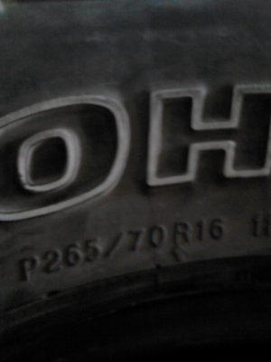 YOKOHAMA GEOLANDER A/T-S 265/70R16  มี 1 ชุด  4เ ส้น โทร.081-427-3941