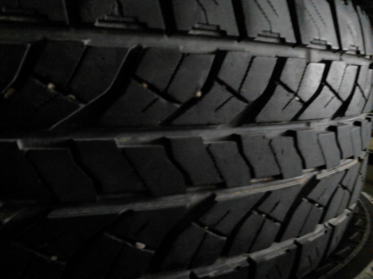 YOKOHAMA GEOLANDER A/T-S 265/70R16  มี 1 ชุด  4เ ส้น โทร.081-427-3941