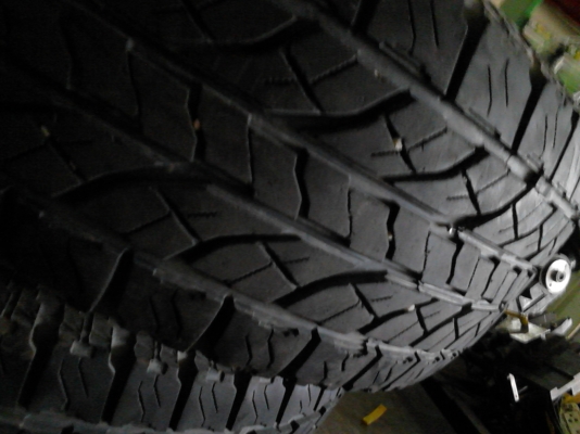 YOKOHAMA GEOLANDER A/T-S 265/70R16  มี 1 ชุด  4เ ส้น โทร.081-427-3941