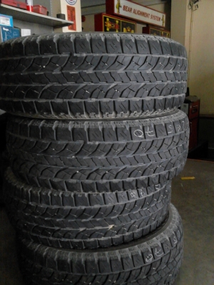 YOKOHAMA GEOLANDER A/T-S 265/70R16  มี 1 ชุด  4เ ส้น โทร.081-427-3941