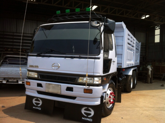 ขายรถบรรทุกสิบล้อดัมพ์ Hino 1J เครื่องเดิม 210 แรง เกียร์เดิม ดัมพ์สามมิตรต่อใหม่ ทะเบียนพร้อม