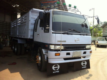 ขายรถบรรทุกสิบล้อดัมพ์ Hino 1J เครื่องเดิม 210 แรง เกียร์เดิม ดัมพ์สามมิตรต่อใหม่ ทะเบียนพร้อม