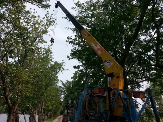 ขายด่วน เครน 3 ตันครึ่ง สภาพสวย (ขายเฉพาะเครน)