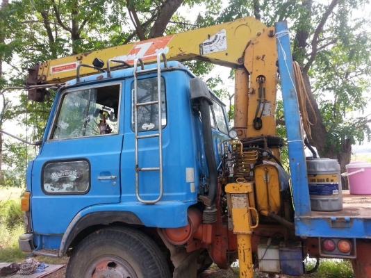 ขายด่วน เครน 3 ตันครึ่ง สภาพสวย (ขายเฉพาะเครน)