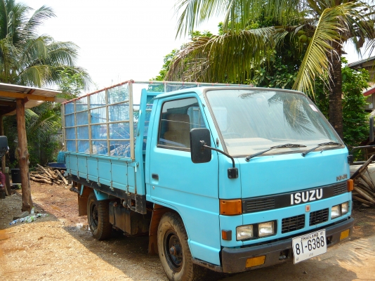 ขาย ISUZU NKR 57E 100hp