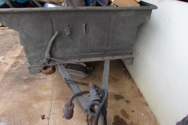 รถพ่วงใช้พ่วงกับ Jeep M38 A1 และ CJ5 มีแผ่นเพลทครบชุด สภาพ 75\% ขาย 138000 บาท สนใจคุยต่อรอง ติดต่อคุณสุวัฒน์ 0837310899