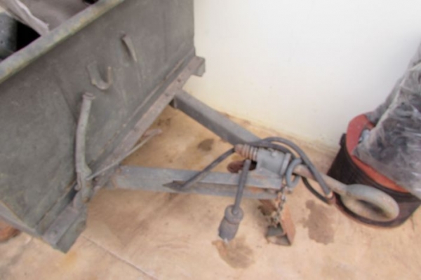 รถพ่วงใช้พ่วงกับ Jeep M38 A1 และ CJ5 มีแผ่นเพลทครบชุด สภาพ 75\% ขาย 138000 บาท สนใจคุยต่อรอง ติดต่อคุณสุวัฒน์ 0837310899