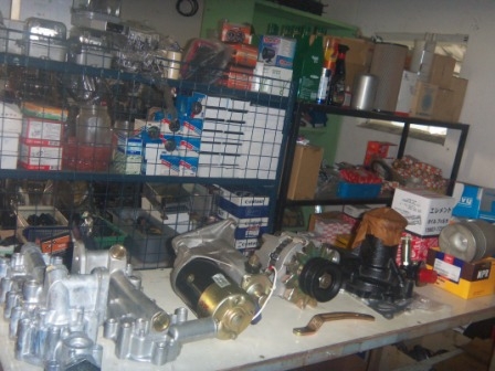 ขายเครื่องปั่นไฟดีเซลใหม่นำเข้าุ6.2KVA.(รับประกัน 6 เดือนเต็ม) ขายเครื่องปั่นไฟดีเซลใหม่นำเข้าุ6.2KVA.(รับประกัน 6 เดือนเต็ม)