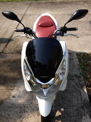 ขายด่วน pcx 150 cc  ปี 56  ไมค์ พันกว่าโล  53000 บาท