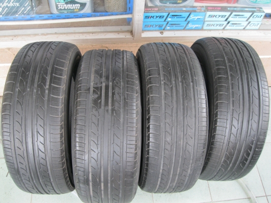 ขายยาง yokohama 225-60-16  ปี10 ชุด 2900