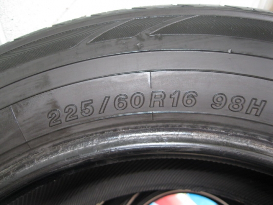 ขายยาง yokohama 225-60-16 ปี10 ชุด 2900 ขายยาง yokohama 225-60-16 ปี10 ชุด 2900