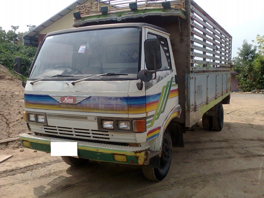 HINO KM779 ยาว 5.5 เมตร กระบะไม้เดิม