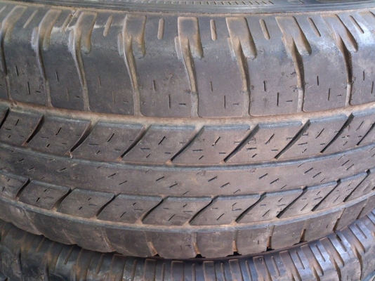 ด่วนนนนน+++ขายยาง Goodyear Wrangler 265/70 ขอบ16 ปี 2012 ยางไม่บวม ดอกยาง 80-90\% 4เส้นขายราคา 6900 บาทสนใจคุยต่อรอง ติดต่อคุณสุวัฒน์ 0837310899