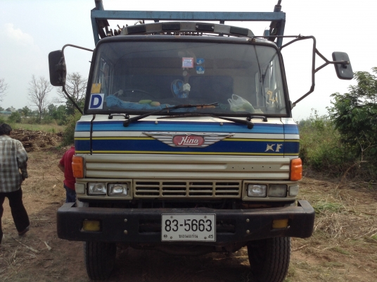 ขาย 10 ล้อดั้ม 2 เพลา FM227 คัสซีสวย เครื่องเดิม EM100 220 แรงม้า เกียร์เดิม สโลว์เดิม เก๋งสวย มีระบบลากลูกเรียบร้อยขาดแต่ลำโพง ทะเบียนพร้อมโอนครับ