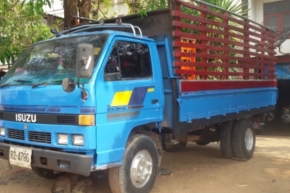 ขาย 6ล้อ isuzu npr 115  ห้างแท้