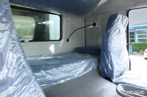 ขายรถหัวลาก 10 ล้อ Sinotruk HOWO NGV และ DIESEL