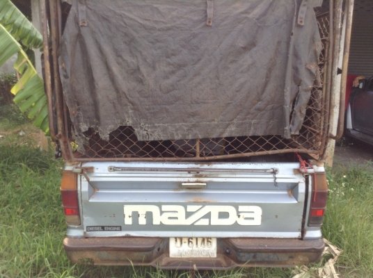 ขายรถปิ๊กอัพ MAZDA 2200 สภาพเดิมทั้งคัน ทะเบียนไม่ขาดต่อ รถใช้งานอยู่ครับ
