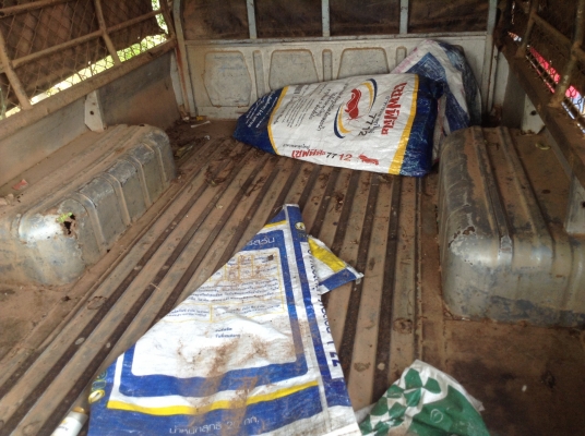 ขายรถปิ๊กอัพ MAZDA 2200 สภาพเดิมทั้งคัน ทะเบียนไม่ขาดต่อ รถใช้งานอยู่ครับ