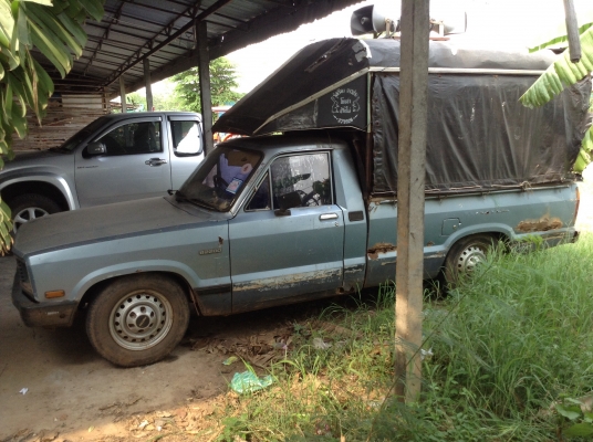 ขายรถปิ๊กอัพ MAZDA 2200 สภาพเดิมทั้งคัน ทะเบียนไม่ขาดต่อ รถใช้งานอยู่ครับ