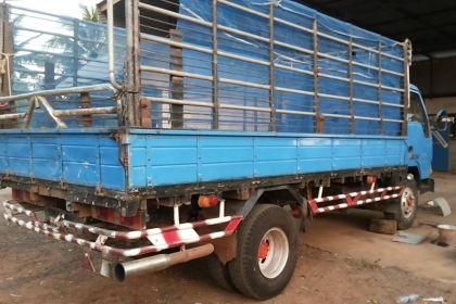 ***ขายแล้วครับขอบคุณ Truck2hand ขาย6ล้อสภาพดีราคาเบาๆ MITSU CANTER FE449TA 115 ห้างแท้ปี38 เครื่องเดิมเกียร์ใหญ่ เกียร์ยาว เครื่อง4D34 115HP เครื่องดีแน่นๆแห้งดีไม่เยิ้ม เกียร์J 6เกียร์เฟืองช้า ช่วงล่างเดิม คัสซีสวยไม่ปะไม่ดาม กระบะพื้นเหล้กตีนเป็ด คอกเหล