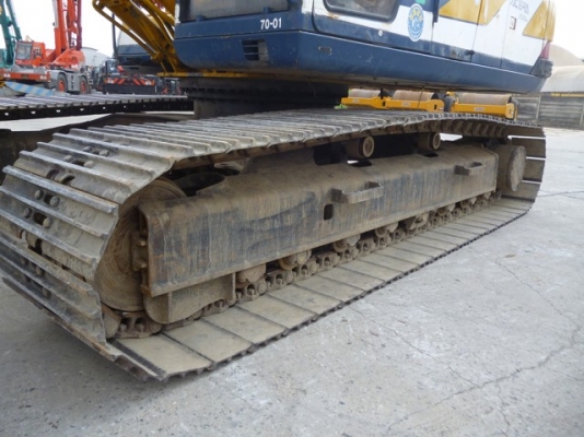 ขายรถขุดบูมยาว18 เมตร KOBELCO SK200LC-1