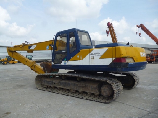 ขายรถขุดบูมยาว18 เมตร KOBELCO SK200LC-1