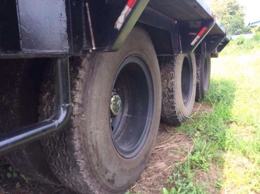 ขายหางโลว์แบด (Low bed Tailer) 3เพลาแท้ ยางเรเดียล 12 เส้น สภาพดี