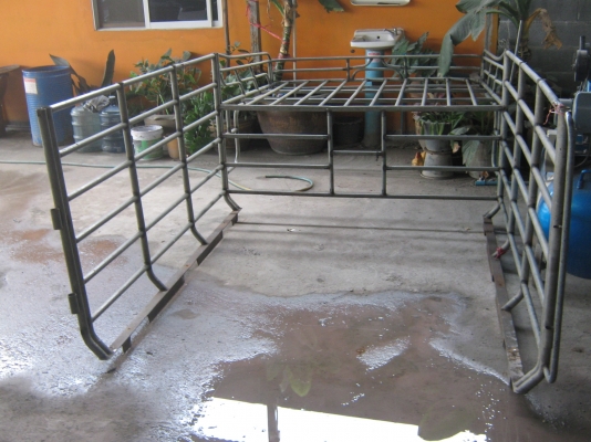 ขายคอกวีโก้ เหล็กแปปน้ำไม่เป็นสนิม