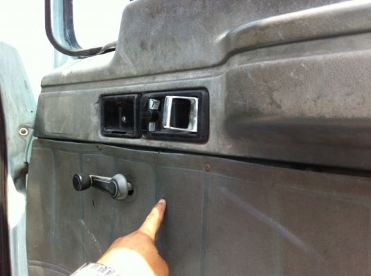 ขายรถ 6 ล้อ กระบะคอกรั้วสูง ISUZU 175 ทิปฟี้ เพาเวอร์ พร้อมใช้ ราคา 480000 สนใจจองเลย