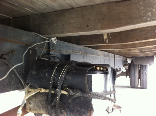 ขายรถ 6 ล้อ กระบะคอกรั้วสูง ISUZU 175 ทิปฟี้ เพาเวอร์ พร้อมใช้ ราคา 480000 สนใจจองเลย