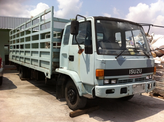 ขายรถ 6 ล้อ กระบะคอกรั้วสูง ISUZU 175 ทิปฟี้ เพาเวอร์ พร้อมใช้ ราคา 480000 สนใจจองเลย