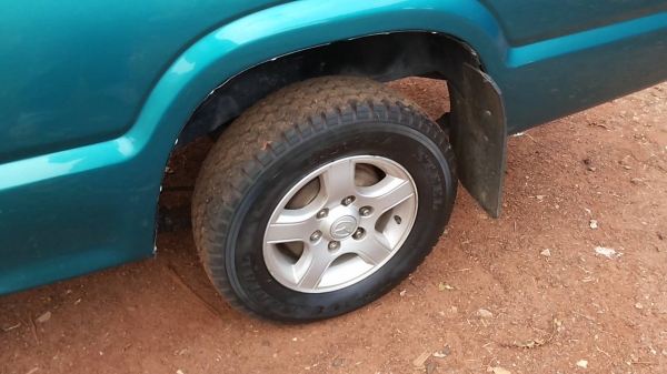 ***ขายแล้วครับขอบคุณ Truck2hand ขายกระบะแค็ปสวยๆ MAZDA B2500 มังกรดำปี40/97 เกียร์ตรง เครื่องมังกรดำ แน่นๆ แรงดีไม่เยิ้ม ประหยัด ช่วงล่างหนึบคัสซีสวยเดิมๆไม่ปะไม่ดาม กระบะพื้นดี ภายในเก๋งสวยคอนโซลเต็ม พ.พาวเวอร์ แอร์เย็น ไมล์แสนกว่า รถเคลียร์สีมา สีสันสวย