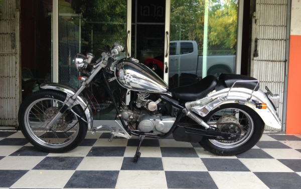 ด่วนๆช็อปเปอร์น้อย Honda Jazz50cc. bobber