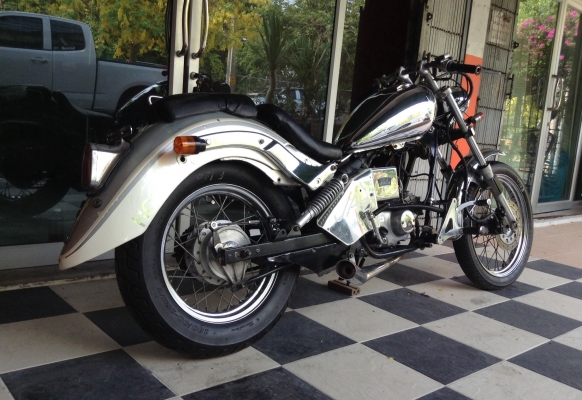 ด่วนๆช็อปเปอร์น้อย Honda Jazz50cc. bobber