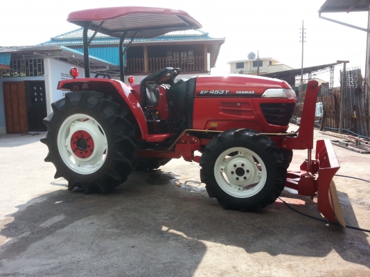 ยันร์ม่า EF453 T 4 WD 2 เพลา ใบมีดดันหน้า พร้อมใช้ทำงาน
