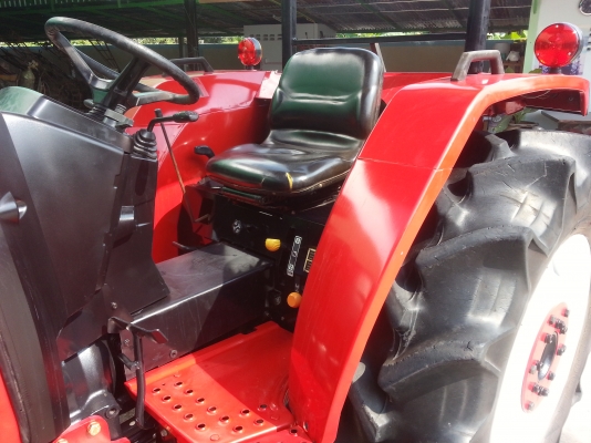 ยันร์ม่า EF453 T 4 WD 2 เพลา ใบมีดดันหน้า พร้อมใช้ทำงาน