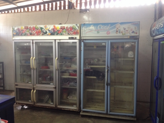 ขายเหมาชุดครัวเตาสแตนเลสตู้แช่ของและอุปกรณ์ถ้วยชามราคาลองเสนอมาครับ