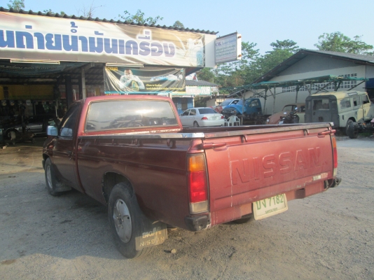 รถขับได้ ตามสภาพ ราคาเบาๆๆ Nissan Big-M