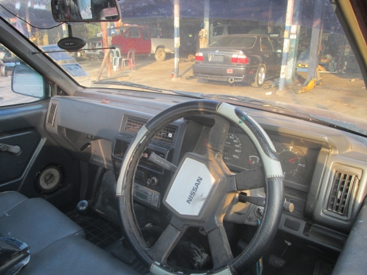 รถขับได้ ตามสภาพ ราคาเบาๆๆ Nissan Big-M