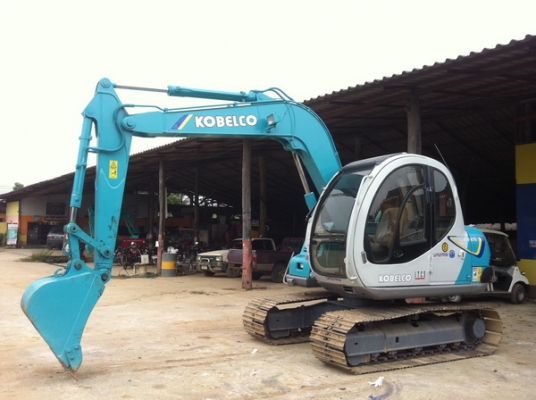 ขายรถขุด  KOBELCO sk60-3 ราคาถูก 089-8531812 เจ้ศรี