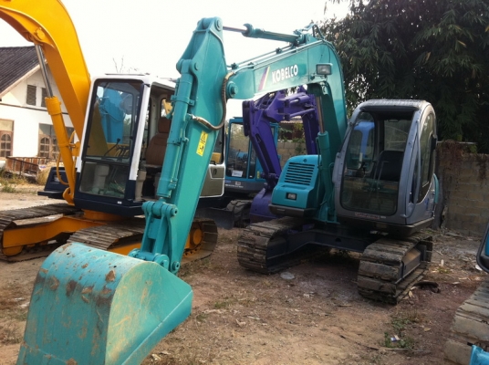 ขายรถขุด  KOBELCO sk60-3 ราคาถูก 089-8531812 เจ้ศรี